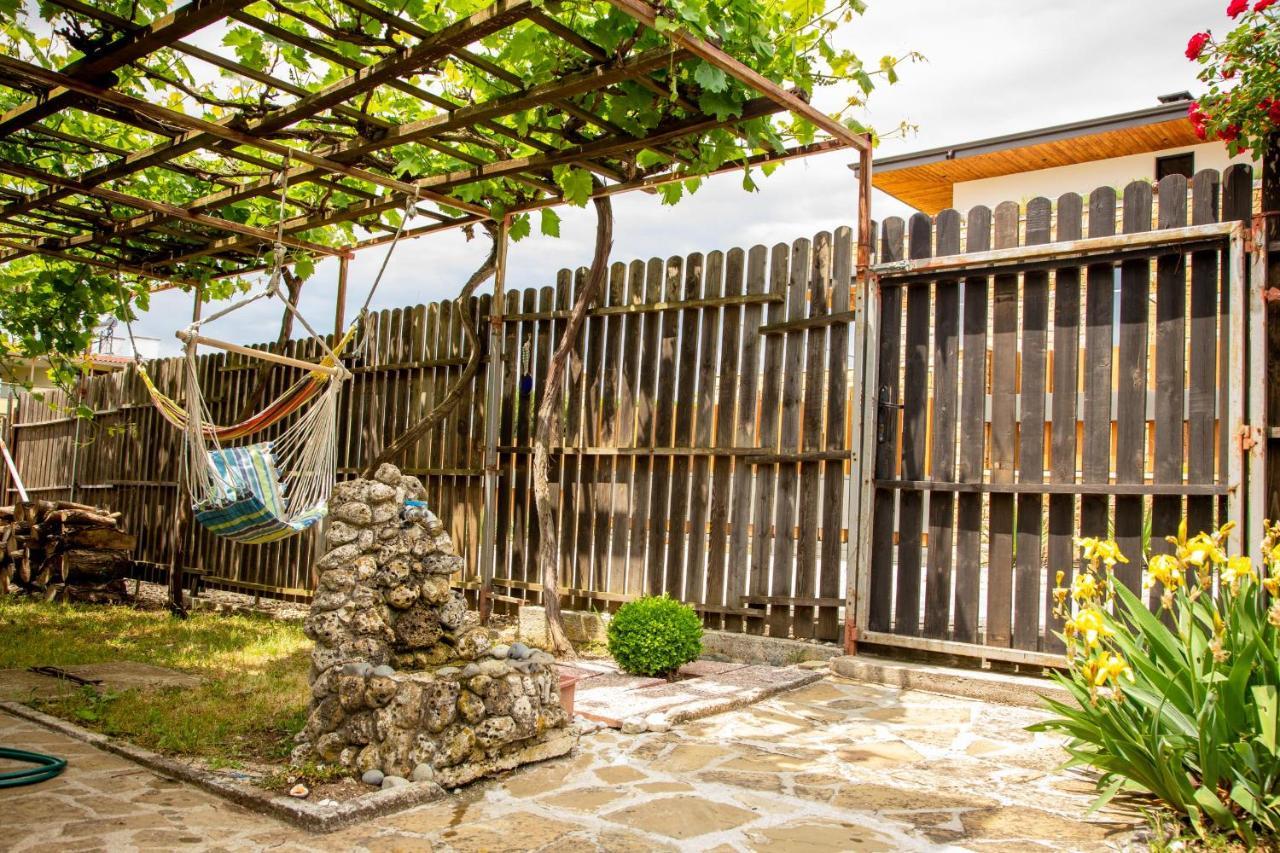 Villa Beni - 4 Bedroom Private House By Flаt Manаger Lozenets Ngoại thất bức ảnh